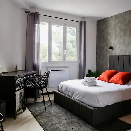 Les Remparts Catalan - 3 Bedrooms, Centre