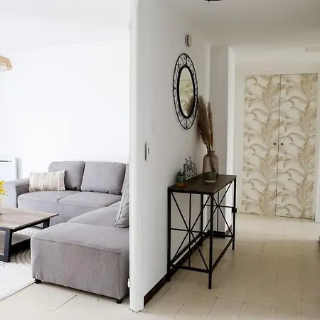 Apartment Les Remparts Catalan - 3 Bedrooms, Centre Perpignan
