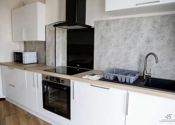 Apartman Les Remparts Catalan - 3 Bedrooms, Centre