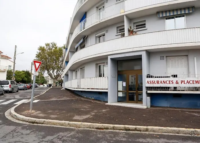 Les Remparts Catalan - 3 Bedrooms, Centre Apartament *